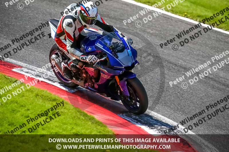 cadwell no limits trackday;cadwell park;cadwell park photographs;cadwell trackday photographs;enduro digital images;event digital images;eventdigitalimages;no limits trackdays;peter wileman photography;racing digital images;trackday digital images;trackday photos